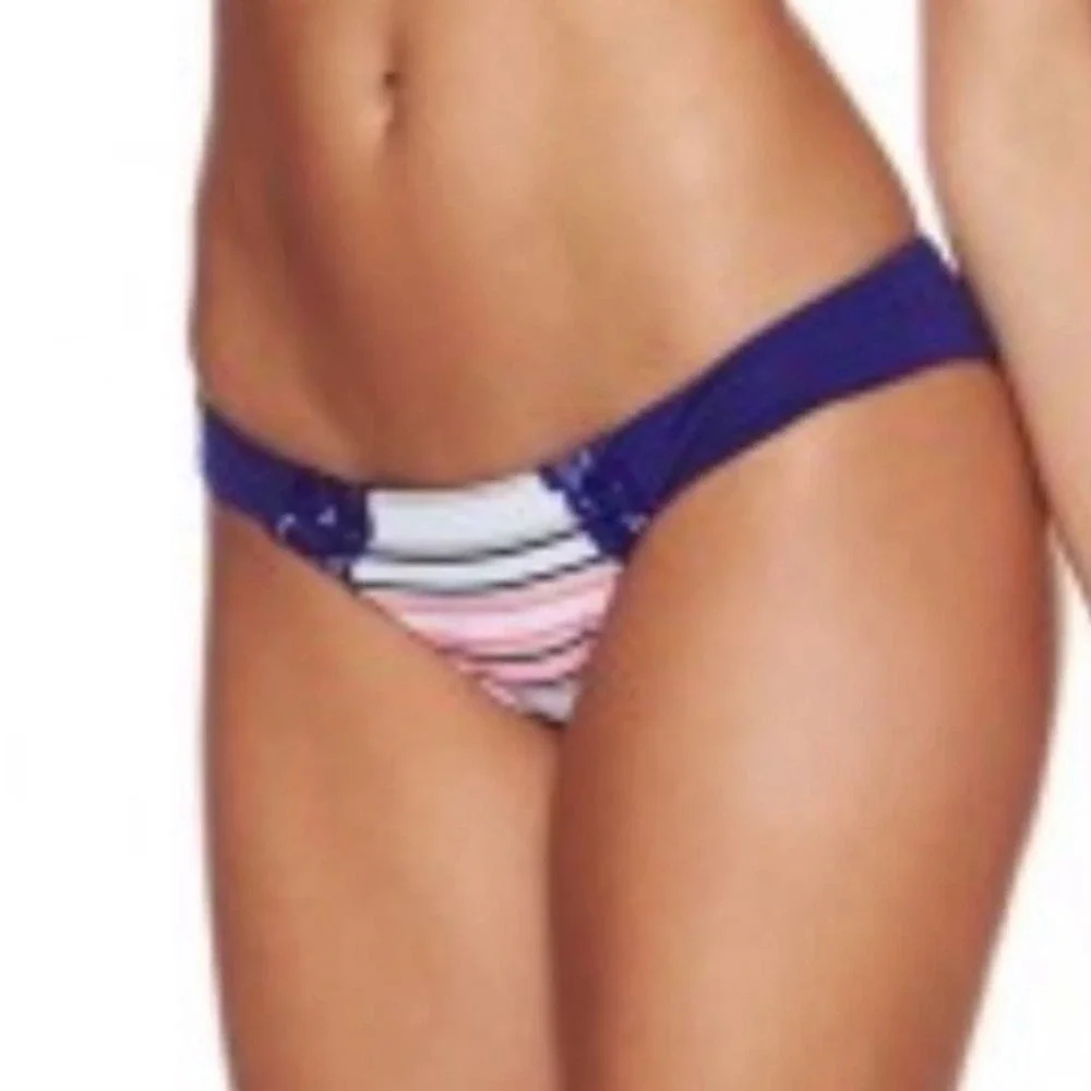 Beach Bunny A Shore Thing Reversible Bikini Bottom